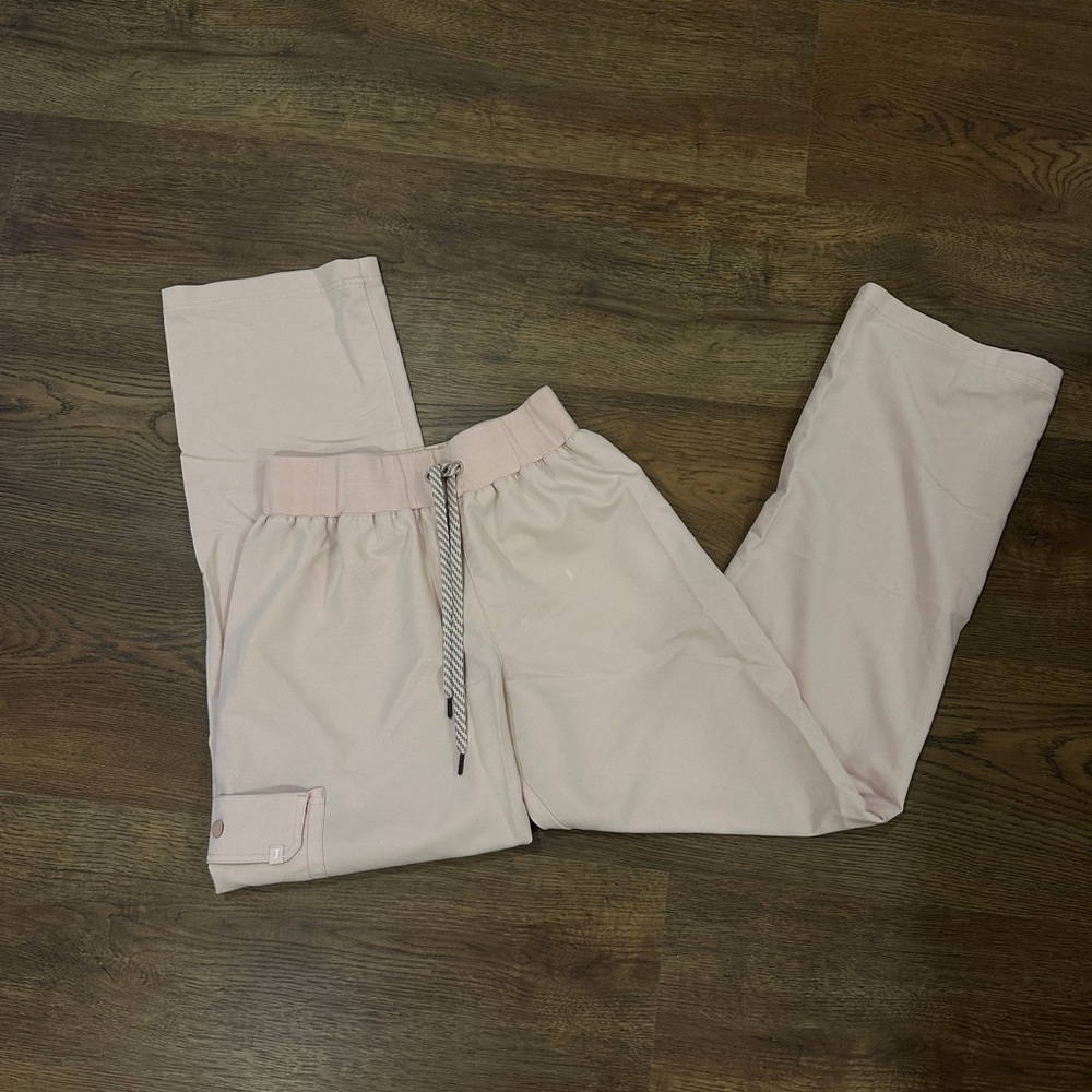 Jaanuu Light Pink Scrubs